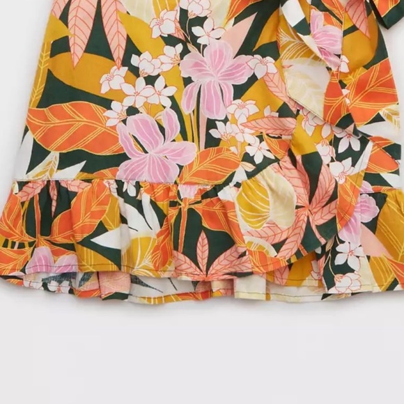 Aerie floral wrap around skirt - Picture 4 of 7